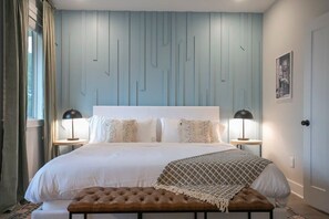 3 soverom, strykejern/-brett, reiseseng for barn og wi-fi