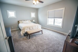 3 soverom, strykejern/-brett, wi-fi (inkludert) og sengetøy