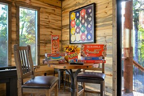 Spielezimmer