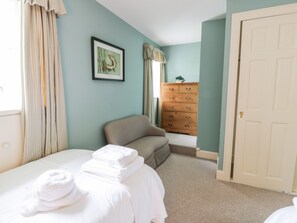 Casa de campo | 3 habitaciones, decoración personalizada y muebles diferentes