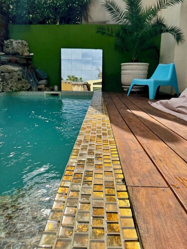 Nice town house, 4 mn from Bordeaux Rive droite Private swimming pool