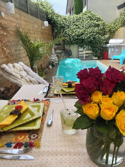 Nice town house, 4 mn from Bordeaux Rive droite Private swimming pool