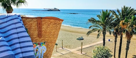 Plage à proximité, sable blanc