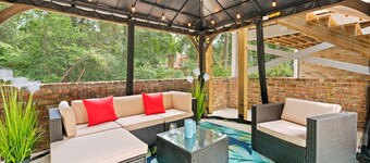 Airy 5br home w/pool, outdoor living, game room