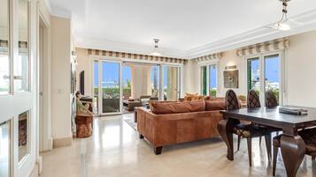 YOLO Spaces Sotogrande Puerto Boutique Apartment | Living room | DVD player