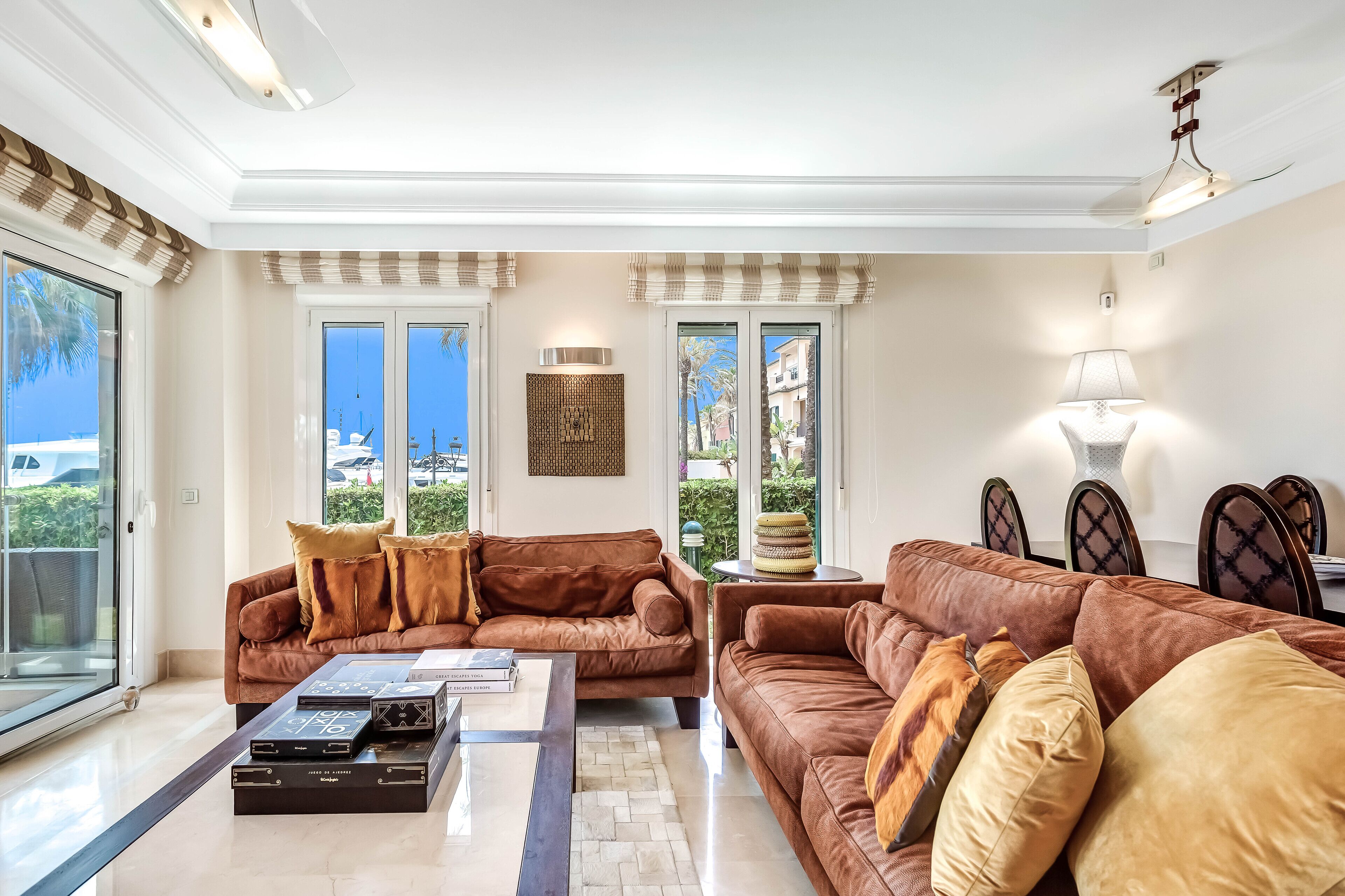 غرفة المعيشة