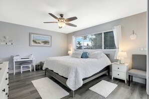 House, Multiple Beds, Kitchen | 2 bedrooms, free WiFi, bed sheets - Island Breeze Escape (Fort Myers Beach)