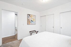 2 Schlafzimmer, Bügeleisen/Bügelbrett, kostenloses WLAN, Bettwäsche