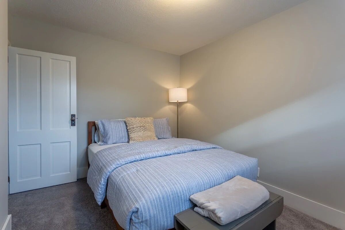 2 chambres, bureau, fer et planche à repasser, Wi-Fi gratuit