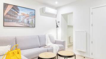 Televisión, oficina