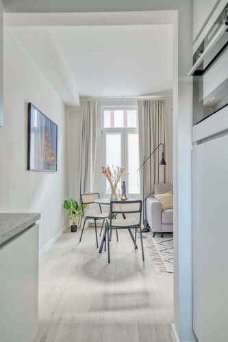 City Comfort: Modern Studio in Ghent
