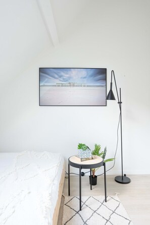 Bügeleisen/Bügelbrett, Reisekinderbett, WLAN, Bettwäsche