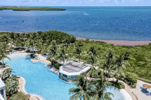 Mariner’s Club, Key Largo Home!!! 4bedroom 4bathroom Tropical Oasis