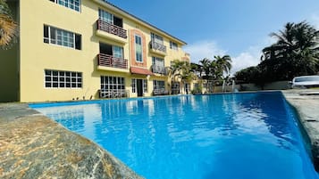 Piscina all'aperto