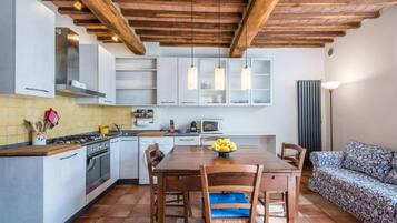 Appartement, 2 chambres, fumeur, piscine privĂ©e | Ăquipements de la chambre