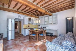 Apartamento, 2 quartos, para fumantes, piscina particular | Parte interna