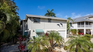 Exterior - 5394 Palmetto ~ Villa Upper by Coastal Vacation Properties (Fort Myers Beach)