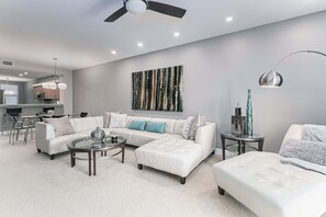 Interior - Gulf Reflections # 204 - 11021 Gulf Reflections Dr by Coastal Vacation Properties (Fort Myers)