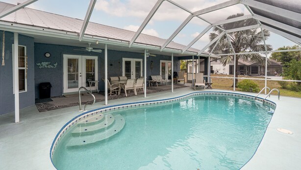 Pool - 14933 Bonaire Circle - Sunset Special by Coastal Vacation Properties (Fort Myers)