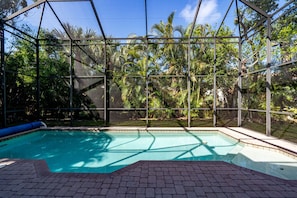 Pool - 5394 Palmetto St - Villa Palmetto by Coastal Vacation Properties (Fort Myers Beach)