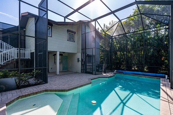 Pool - 5394 Palmetto St - Villa Palmetto by Coastal Vacation Properties (Fort Myers Beach)