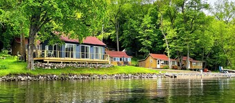 Lakefront Cabin w/ Dock & Kayaks, Perfect Summer Stay
Rustic Nautic - Cabin 9