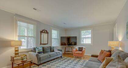 Quiet Duplex Near Downtown, Pets Welcome