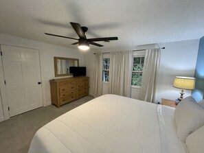 6 Schlafzimmer, Bügeleisen/Bügelbrett, kostenloses WLAN, Bettwäsche