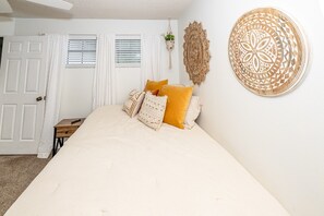 2 bedrooms, iron/ironing board, free WiFi, bed sheets - High Tide Anastasia Oaks 206B (St. Augustine)