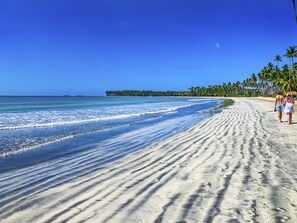 Beach nearby, beach towels