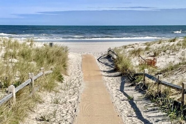 Beach Right Across the Street! Your
Choice of 2 Glorious Beaches