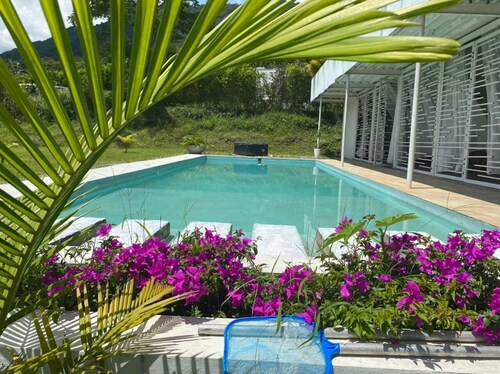 Quinta cool in villeta