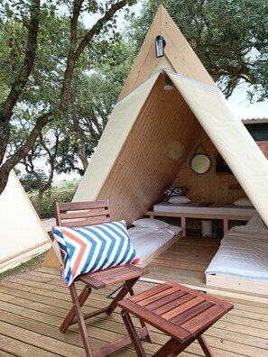 Luxury Tent | Free WiFi, bed sheets