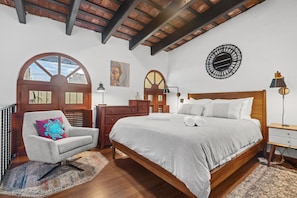 2 habitaciones, tabla de planchar con plancha y wifi gratis