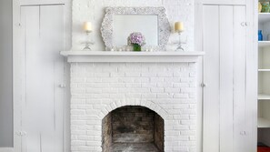 Nhà, nhiều giường (Woodstock Stone Lodge) | Nội thất