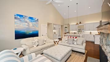 House, Multiple Beds (Bridgehampton Bungalow) | Living area | TV, fireplace, stereo