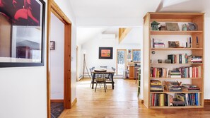 House, Multiple Beds (Valley Stream Charm) | Dining