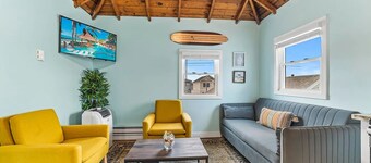 Beautiful condo steps away from the beach in Manasquan