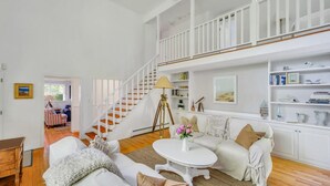 Ferienhaus, Mehrere Betten (East Hampton Town Terrific) | Speisen