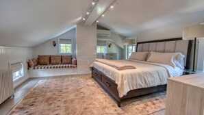 Hus - flera sängar (Sag Harbor Cove Contemporary)