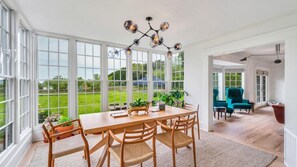 منزل - عدة أسرّة (Bridgehampton Manor) | تناول الطعام