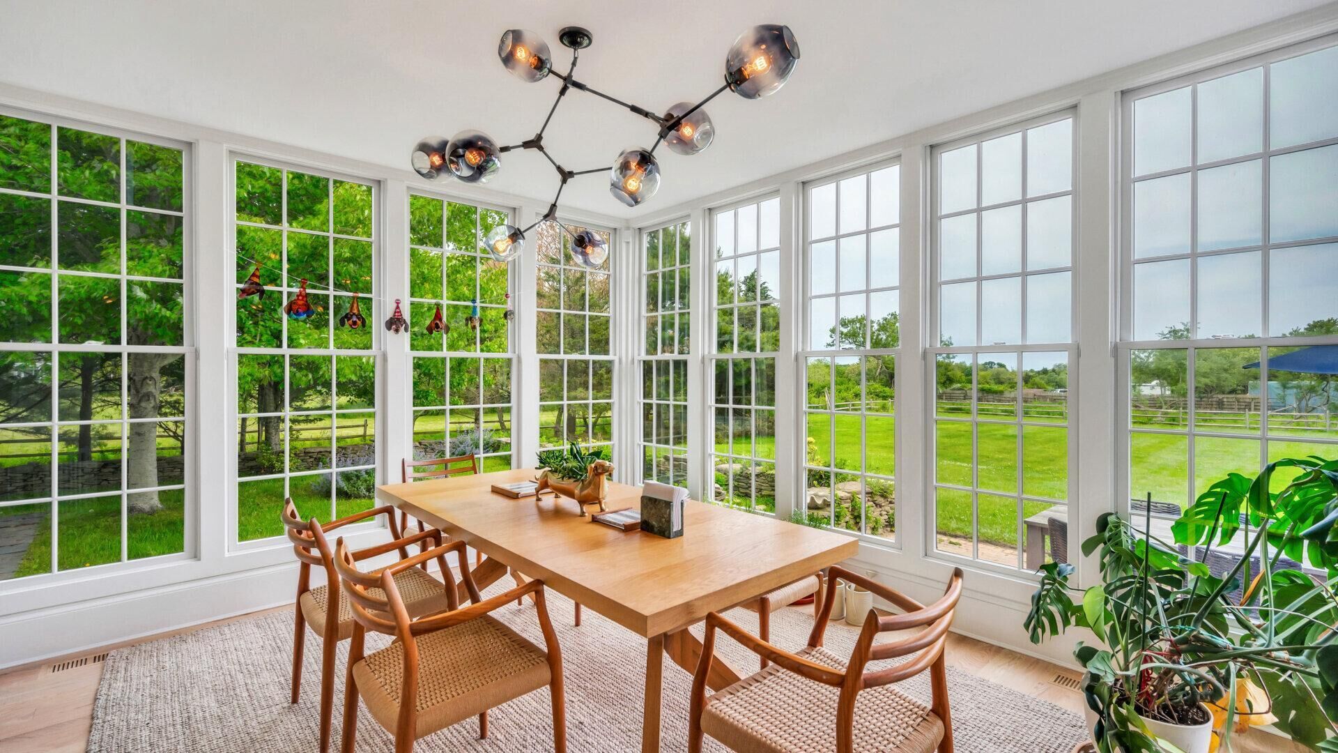 House, Multiple Beds (Bridgehampton Manor) | Dining