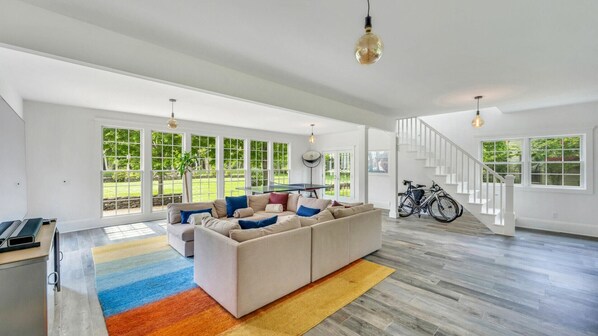 منزل - عدة أسرّة (Bridgehampton Manor) | منطقة المعيشة