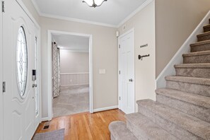 Interior - Beautiful Home Walking Distance to Elon University (Elon)