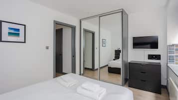 1 bedroom, iron/ironing board, Internet, bed sheets