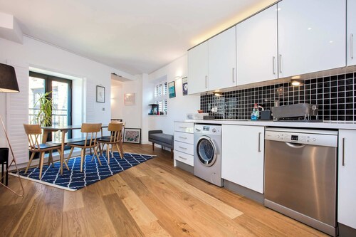 Charming 1-Bedroom Retreat in Central Borough