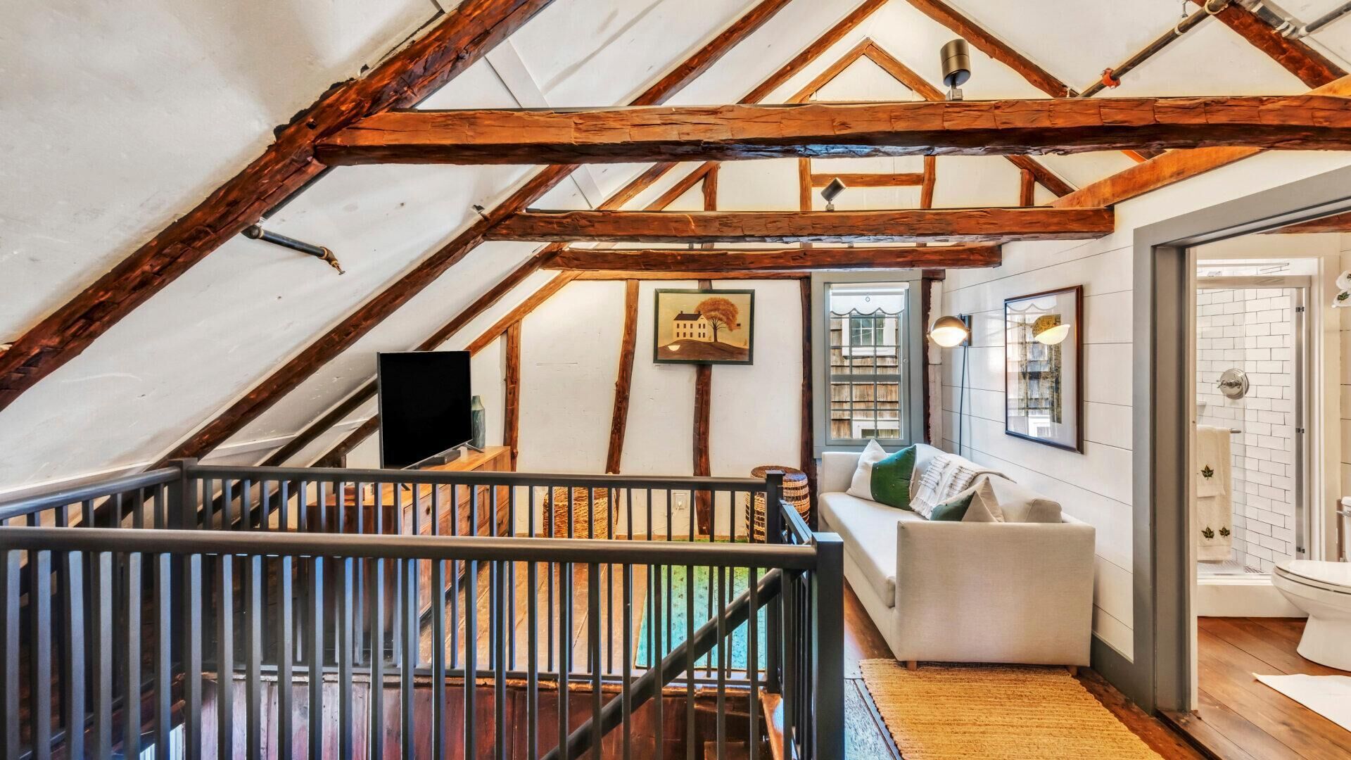 公寓, 多張床 (Sage and Madison House - Hatfield Sui) | 客廳