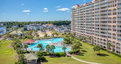 Spectacular 3BD Corner Unit - Waterway Views - Large Square Footage