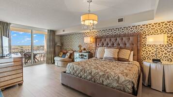 3 bedrooms, desk, iron/ironing board, WiFi