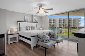 1 bedroom, WiFi, bed sheets, wheelchair access - Sandcastle Condominiums Unit 131 (Port Aransas)